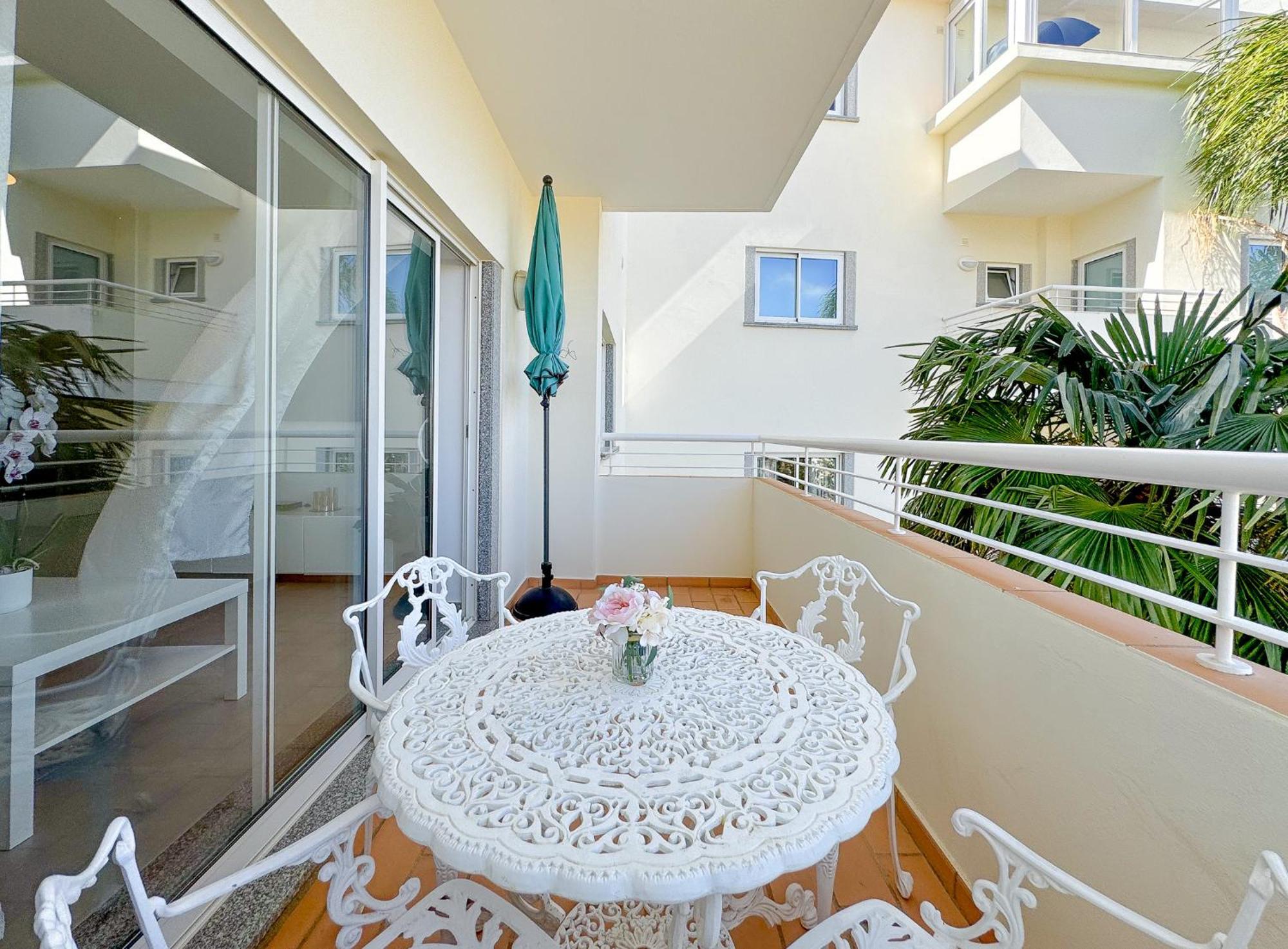 Holiday Beach Apartment Porto De Mos Lagos Eksteriør billede